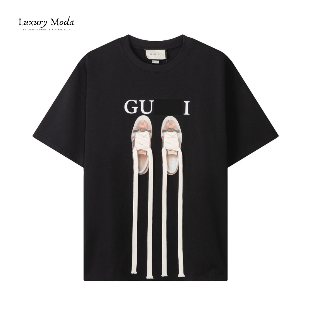 Camiseta Negra con lineas