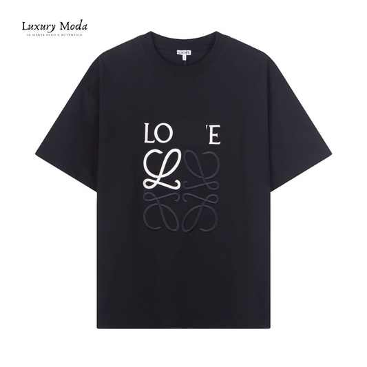 Camiseta negra love